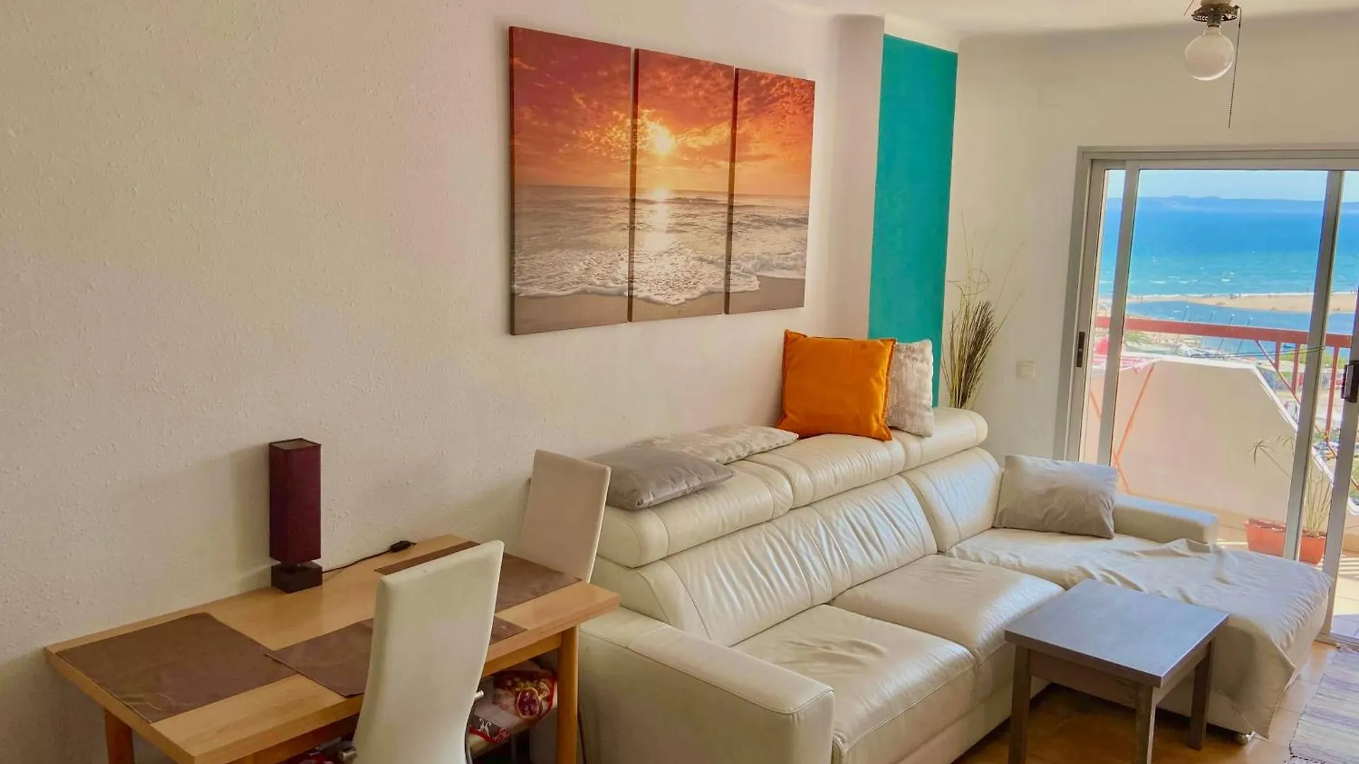 Beachfront 1St Line 56 Sqm 3-5 Persons Delta-Muga Albatross Empuriabrava 0*,  Španělsko