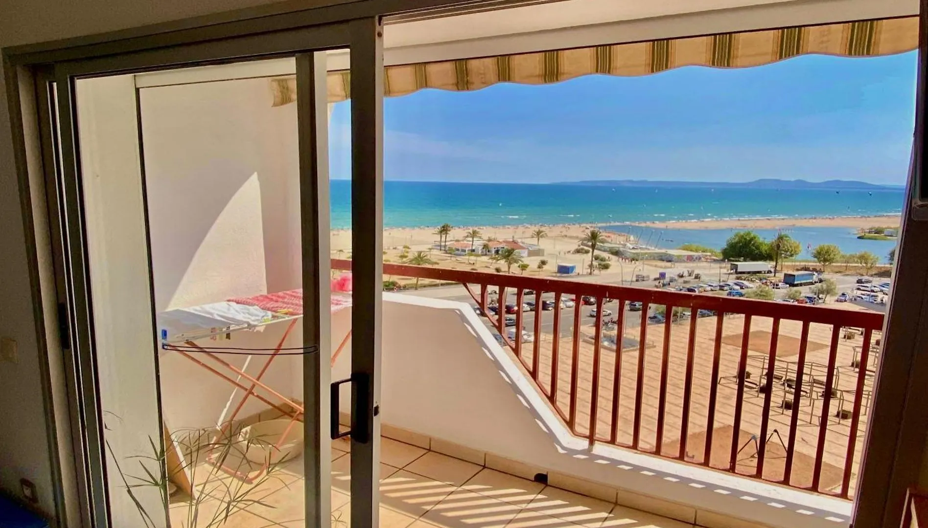 Beachfront 1St Line 56 Sqm 3-5 Persons Delta-Muga Albatross Empuriabrava